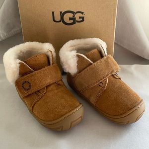 Toddler Ugg booties size 6
